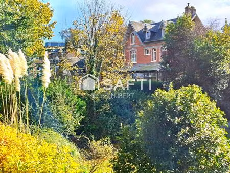 villa rare et exceptionnelle  275 m2 face baie