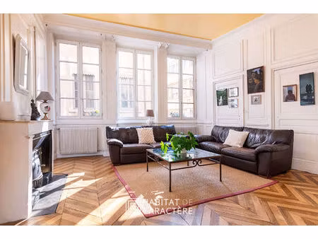 lyon 1- appartement familial -t5 -108 02 m²