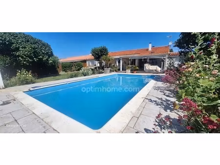 ❤️ coup de cœur à andilly (17) : maison familiale avec piscine et fort potentiel