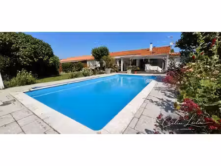 maison individuelle - 120m2 - t5 avec piscine à andilly (17)
