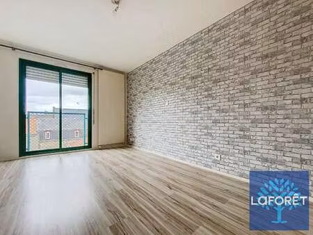 location appartement t1 à la roche-sur-yon centre ville (85000) : à louer t1 / 23m² la roc