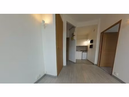 t2 rue des antonins 69100 villeurbanne