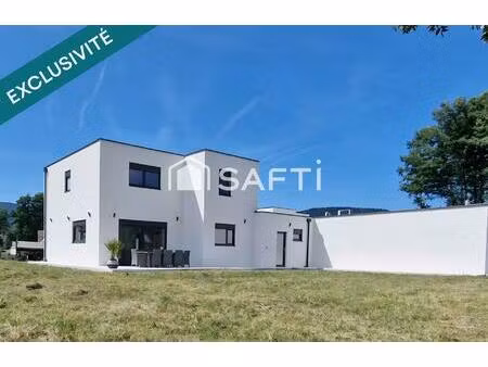 maison contemporaine – 135 m² – terrain de 10.33a