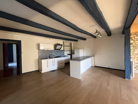 maison 4 pièces 135 m² à louer civray 86400 ? | era immobilier