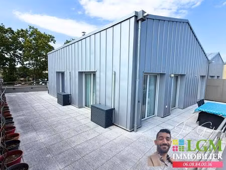 castelnau-le-lez – appartement rooftop 4 pièces de 77 m² avec terrasse panoramique de 90 m