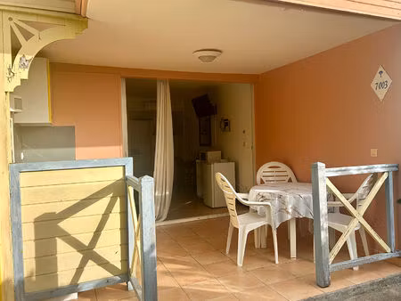 studio meublé - anse caritan - ste-anne