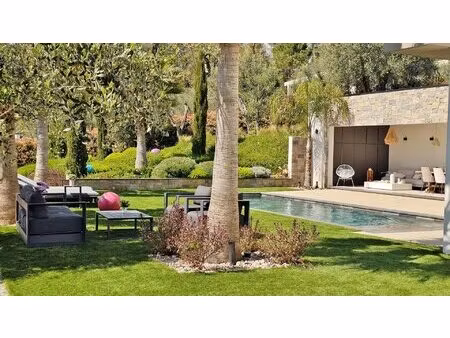 new - villa contemporaine neuve - magnifique jardin - domaine fermé - prestations et...