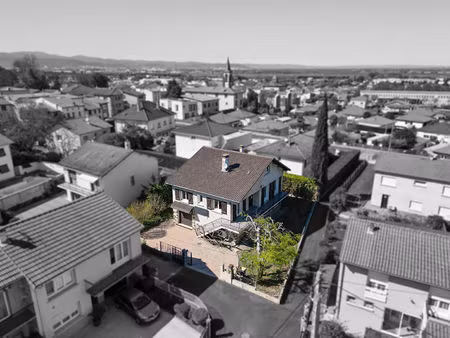 maison lempdes 8 pièce(s) 166 m2