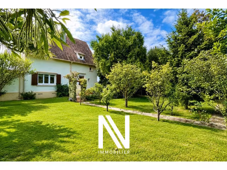 maison à rénover sur un terrain de 970 m2 à saint contest