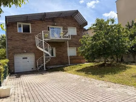 château de l'hers grande maison de 250 m² avec garage et jardin