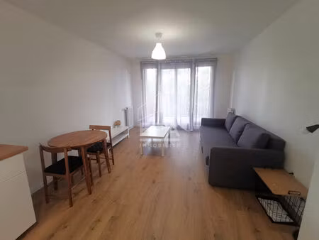 appartement 2 pièces 42 m² à louer guyancourt 78280 ? | era immobilier