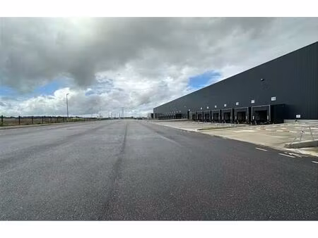 location entrepôt / local d'activités ayguemorte les graves 5 396 m²