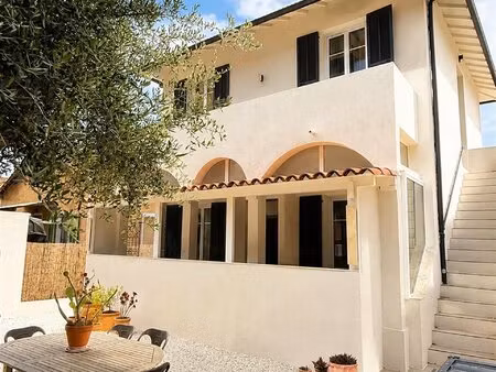 idéal investisseur villa rénovée à deux pas de la mer