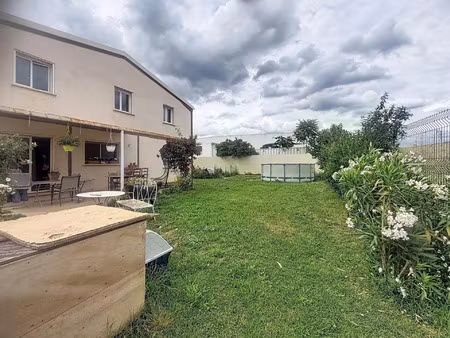 vente maison 9 pièces 222 m² villeneuve (04180)