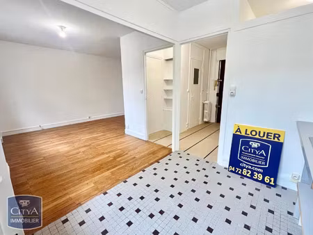 appartement à louer 1 pièce 30.99 m² - lyon 7e arrondissement (69007) - 650€