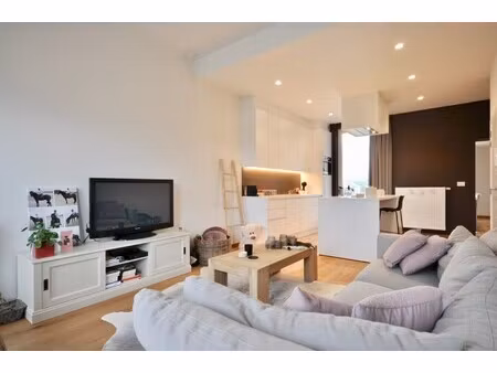 appartement te huur in kluisbergen met 2 slaapkamers