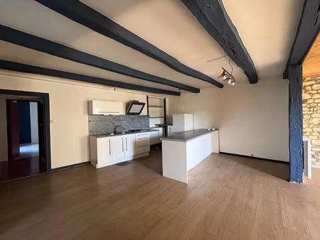 maison de ville à civray