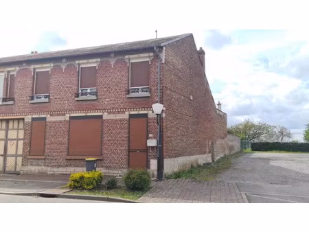 vente maison 5 pièces 130 m² à flavy-le-martel (02520)  104 400 €
