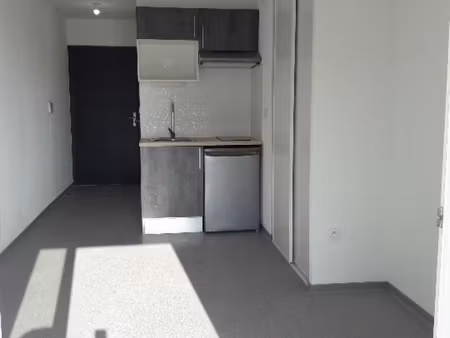 location appartement 1 pièce 18m² nimes 30000