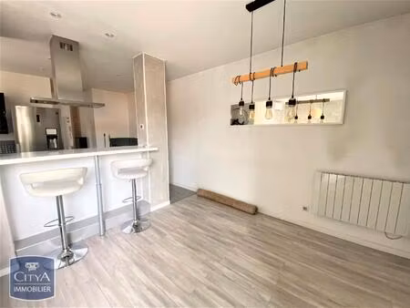 location appartement 3 pièces 55m² montauban 82000