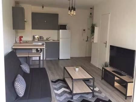 location appartement 2 pièces 33 m² à nice (06000)
