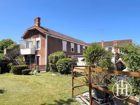 vente maison 16 pièces 400 m² à urçay (03360)  179 000 €
