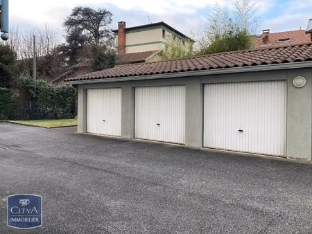 parking à louer - saint-marcellin (38) - 69€
