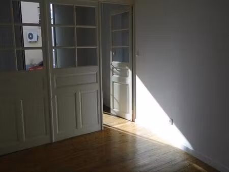 location appartement 1 pièce 33m² vertaizon 63910