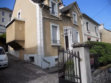 location maison 5 pièces 103 m² à rodez (12000)