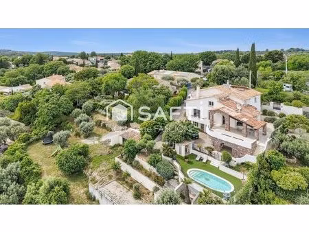 superbe propriété avec vue panoramique à 180°