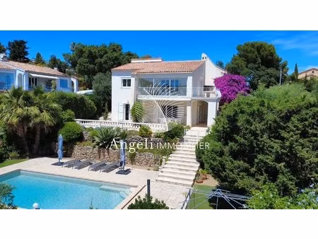 villa au calme - saint aygulf