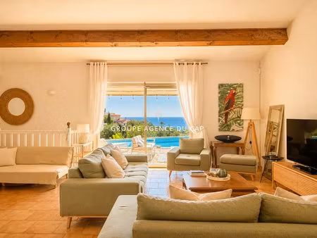 a vendre villa vue mer de plain pied aux issambres de 111m² avec 3 chambres piscine et...