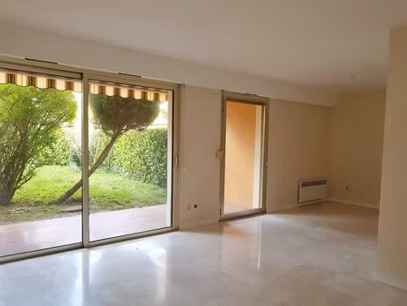 location appartement 4 pièces 104m² bron 69500