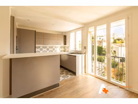 location appartement 3 pièces 64 m² à marseille 7 (13007)