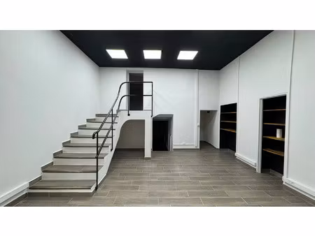 location commerce 2 pièces 100 m² à aix-en-provence (13100)