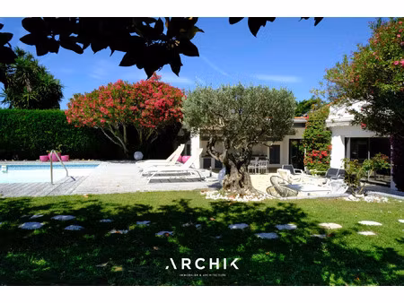 vente maison 6 pièces 268 m² marseille 8 (13008)