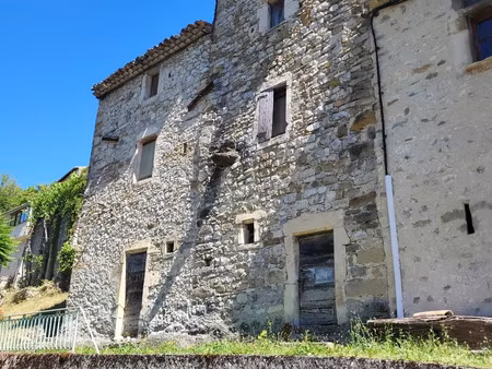 terrain à la charce (26470)