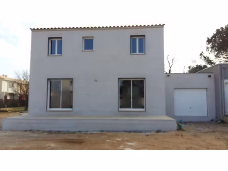 vente maison 4 pièces 80 m² tarascon (13150)