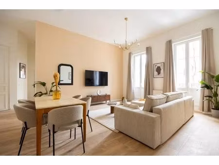 a louer marseille 13006 préfecture/ n-d du mont somptueux type 4 meublé 86m2 dans immeuble