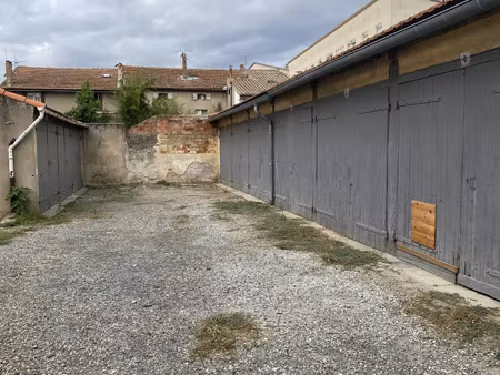 location garage 15 m² à carcassonne (11000)