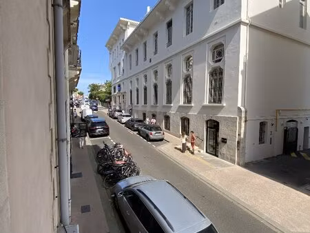 achat local professionnel 106m² biarritz 64200