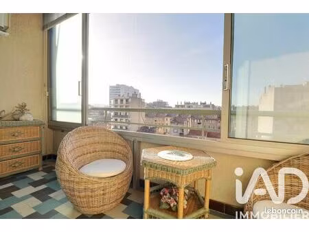 appartement 2 pièces 52 m²