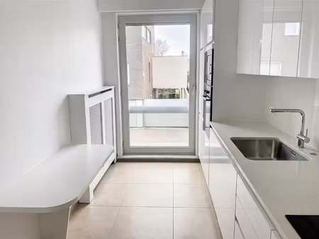 twee slaapkamer appartement gelegen in centrum oudenaarde.