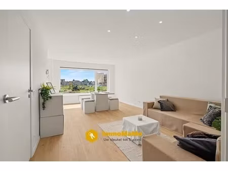 recent gerenoveerd 1 slaapkamer appartement te koop in zelzate