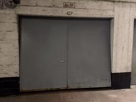 ruime garagebox -1 royal palace 1