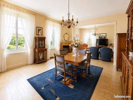 maison 6 pièces 166 m²