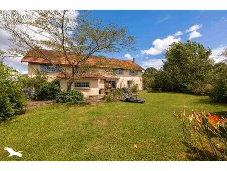 ferme 7 pièces 210 m²