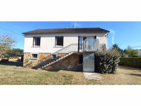 entre salbris et romorantin lanthenay  maison de 80m2.