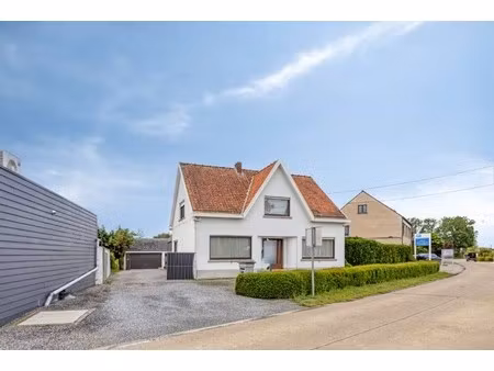 instapklare woning met 4 slaapkamers in het rustige groene baal