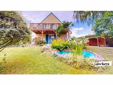 maison familiale 8 pièces 149m² proche chambly - grand jardin - terrasses -sous sol total